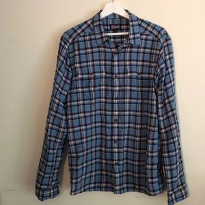 Patagonia blue A/C shirt organic cotton, size M